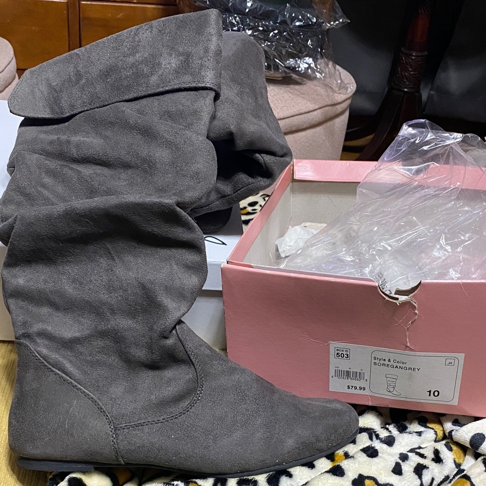 SO Women's Over the Knee Gray Boots